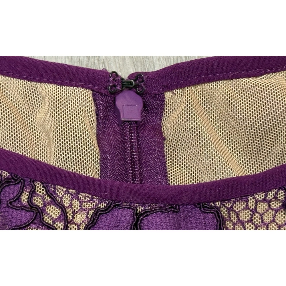 Lauren Ralph Lauren Sheath Dress Womens 4 Petite Purple Lace Scalloped Hem UEC - Picture 4 of 12